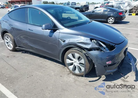 2023 Tesla Model Y Awd/Long Range Dual Motor All-Wheel Drive from USA, damaged, VIN 7SAYGDEEXPF966249